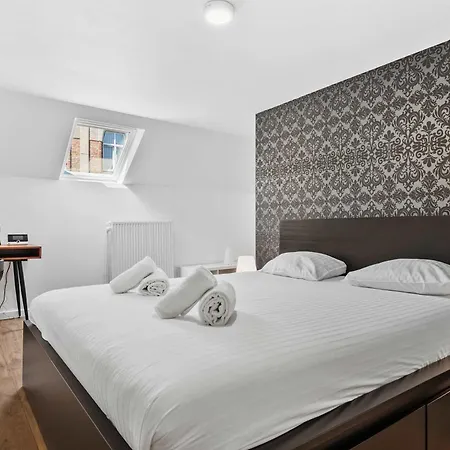 Сasa de vacaciones Grand Townhouse With Sauna Near The Sea *