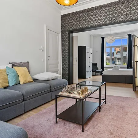 Grand Townhouse With Sauna Near The Sea Ostende