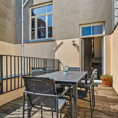 Grand Townhouse With Sauna Near The Sea Сasa de vacaciones