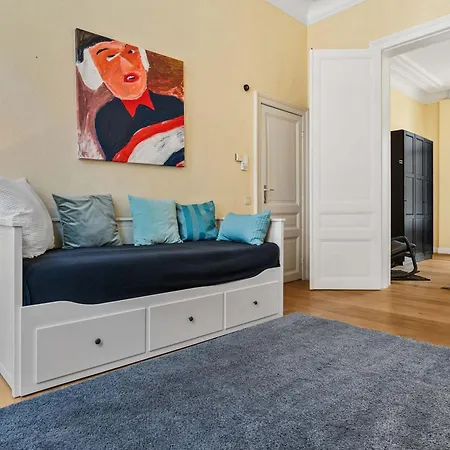 Grand Townhouse With Sauna Near The Sea Сasa de vacaciones Ostende