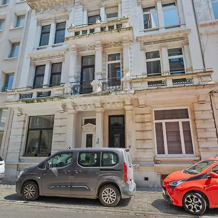 Сasa de vacaciones Grand Townhouse With Sauna Near The Sea Ostende